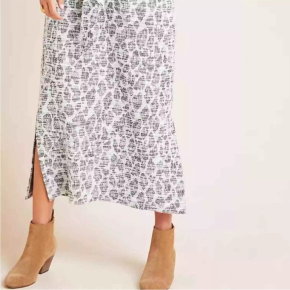 Anthropologie Dolan Left Coast Taleen Textured
Midi Dress. - Picture 4 of 7